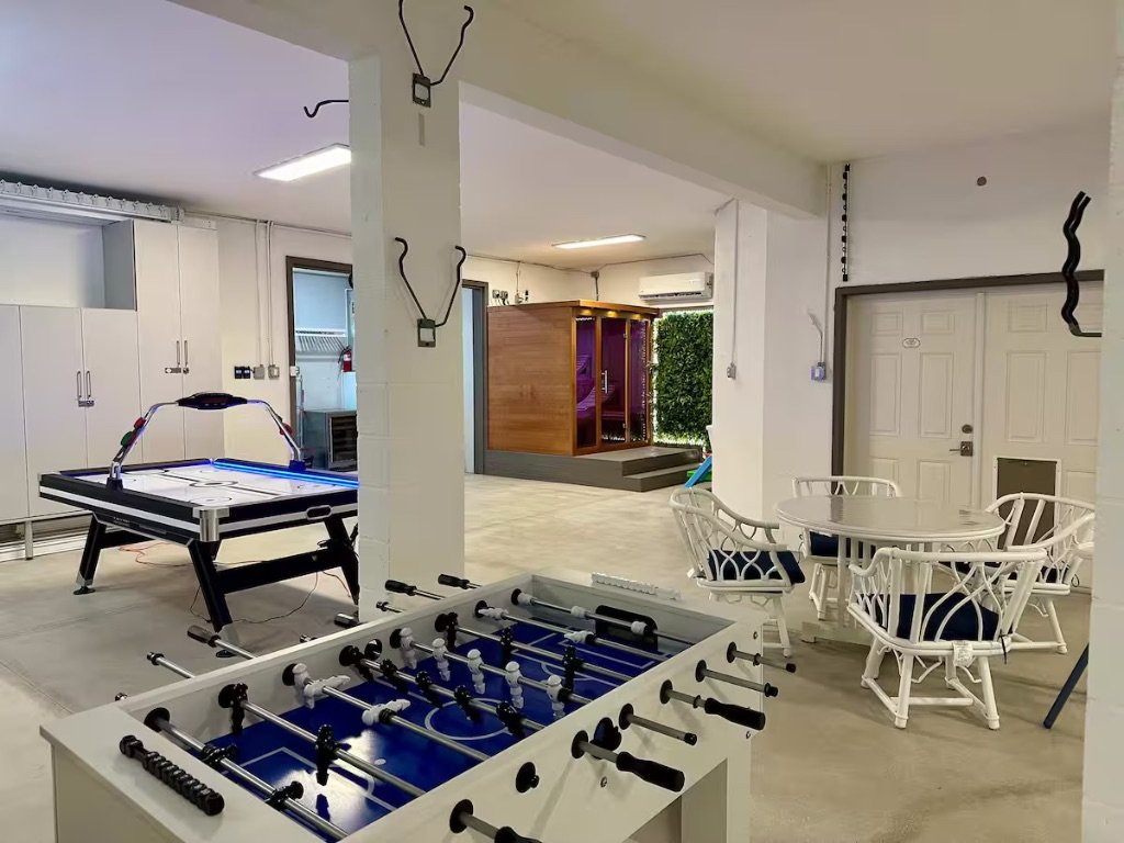 Seaside Boca game room entertainment area